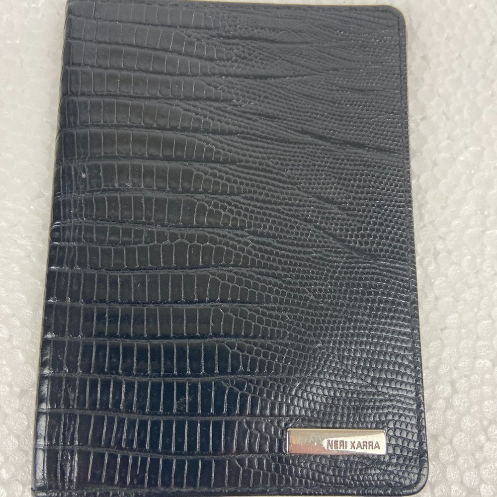 Neri Karra Passport Case Textured Leather Black